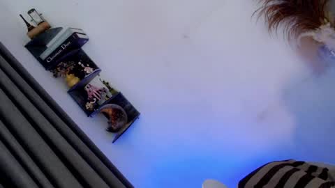 Snapshot of trixie_moore chatting on 07-15-26, 05:45 trixie_moore online show from 07-15-26, 05:45
