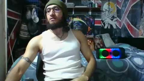 Snapshot of trizquelmen chatting on 02-28-26, 02:56 Andrew online show from 02-28-26, 02:56