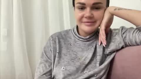 Victoria online show from 02-17-25, 06:48