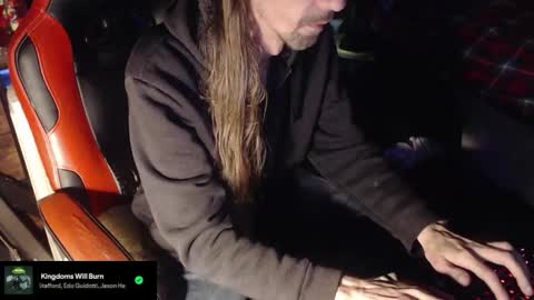 trooper0690 online show from 10-29-25, 07:37