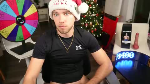 Snapshot of troy_greenxo chatting on 12-23-24, 03:18 Troy Green online show from 12-23-24, 03:18