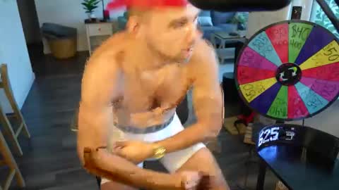 Snapshot of troy_greenxo chatting on 10-31-25, 09:27 Troy Green online show from 10-31-25, 09:27