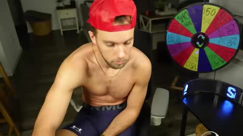 Snapshot of troy_greenxo chatting on 11-27-25, 10:56 Troy Green online show from 11-27-25, 10:56