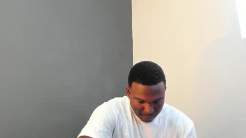 Snapshot of troykhalil chatting on 12-05-25, 08:38 Troy Khalil online show from 12-05-25, 08:38