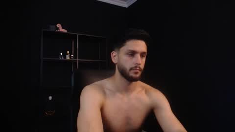 Snapshot of troywade chatting on 05-26-26, 04:19 TroyWade online show from 05-26-26, 04:19