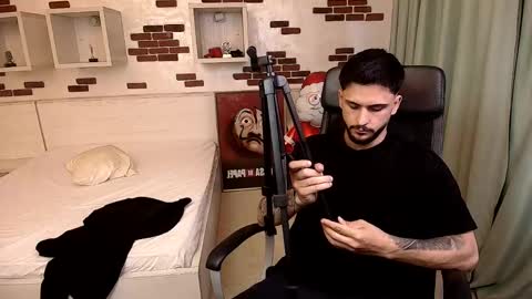 Snapshot of troywade chatting on 05-31-26, 04:58 TroyWade online show from 05-31-26, 04:58