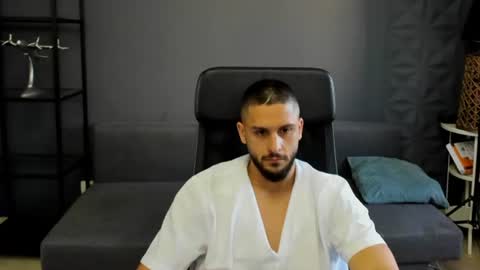 Snapshot of troywade chatting on 06-28-26, 04:18 TroyWade online show from 06-28-26, 04:18