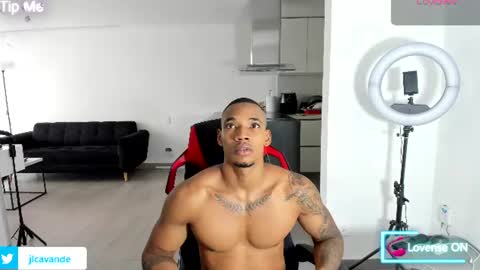 Snapshot of troywesly_ chatting on 07-13-26, 06:33 Troy wesly online show from 07-13-26, 06:33