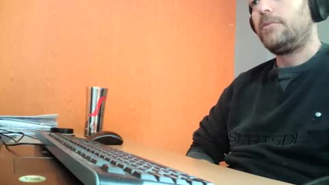 Snapshot of truble_78 chatting on 03-11-25, 08:09 truble_78 online show from 03-11-25, 08:09