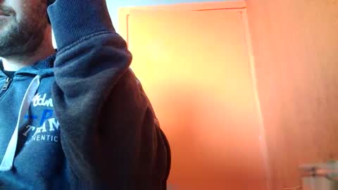 Snapshot of truble_78 chatting on 12-17-25, 07:58 truble_78 online show from 12-17-25, 07:58