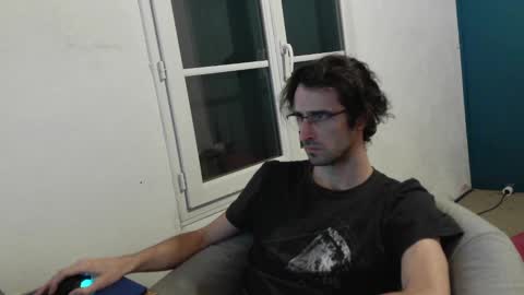 Snapshot of trucdeoufouf chatting on 01-17-25, 09:17 trucdeoufouf online show from 01-17-25, 09:17