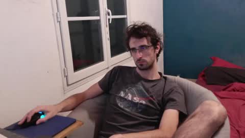 Snapshot of trucdeoufouf chatting on 01-22-25, 09:43 trucdeoufouf online show from 01-22-25, 09:43