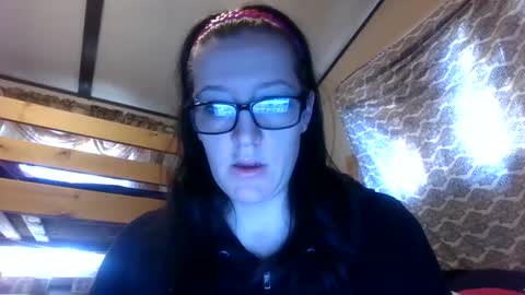 Snapshot of truckerswifetobe chatting on 12-09-24, 03:11 TruckersWifeToBe online show from 12-09-24, 03:11