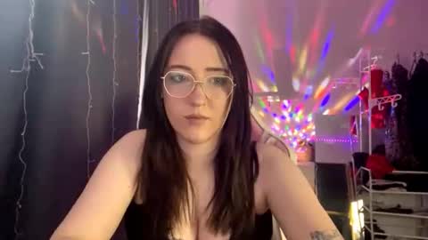 Amelia online show from 10-16-25, 11:00