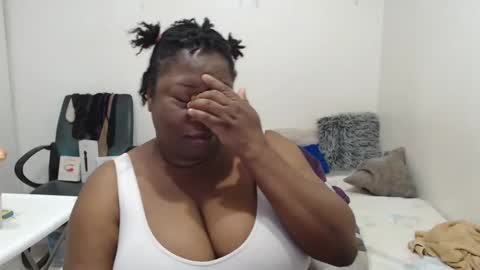 TrueBella30 online show from 01-19-25, 04:12