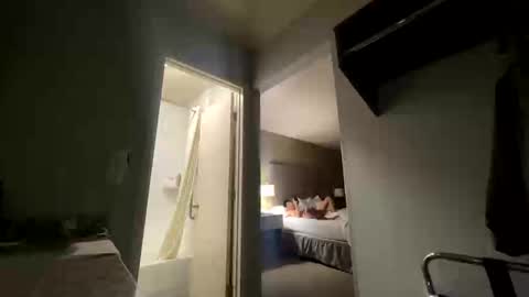 Snapshot of trxs_leches chatting on 03-04-26, 03:01 Tres Leches online show from 03-04-26, 03:01