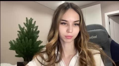 tryme_muse online show from 12-14-25, 05:07