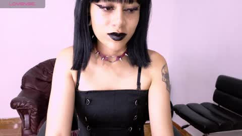 Snapshot of tryp666 chatting on 05-11-26, 04:07 Cait online show from 05-11-26, 04:07