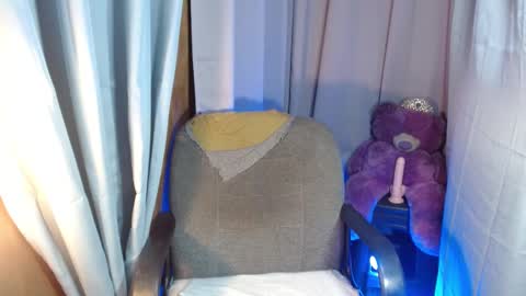 Goddess Mira online show from 03-09-25, 06:21