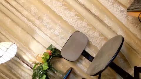 Chloe online show from 11-27-25, 06:04