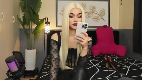 Saskia online show from 02-07-25, 05:41