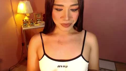 The Girl Named Romantika  online show from 03-09-25, 10:19