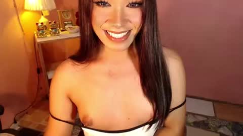 The Girl Named Romantika  online show from 03-09-25, 01:26