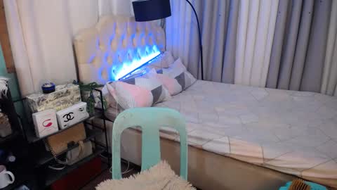 Snapshot of ts_tatiana chatting on 12-08-24, 11:03 billie online show from 12-08-24, 11:03