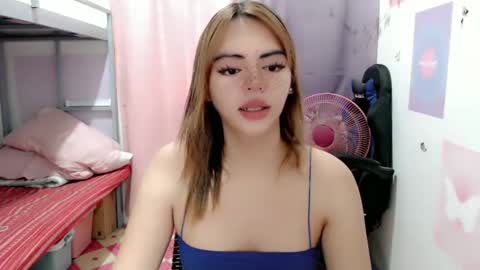 Snapshot of ts_vexana chatting on 02-19-25, 07:17 Dhalia online show from 02-19-25, 07:17