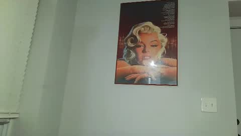 Amber White online show from 01-05-25, 07:28