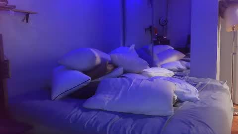 Amber White online show from 09-26-25, 11:03