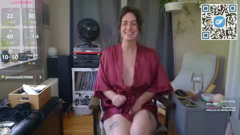 Snapshot of tsbunnyhun chatting on 05-31-26, 02:24 Mia-Jane Seline online show from 05-31-26, 02:24