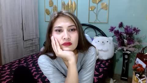 SHENA  online show from 02-17-25, 06:59