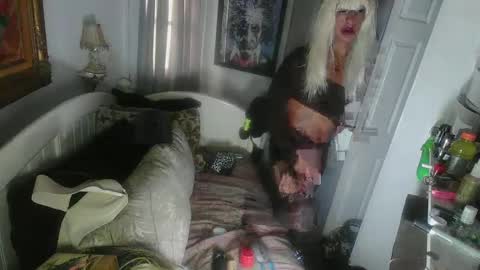 Snapshot of tsmilasdoee chatting on 01-11-25, 11:46 Sassy Star online show from 01-11-25, 11:46