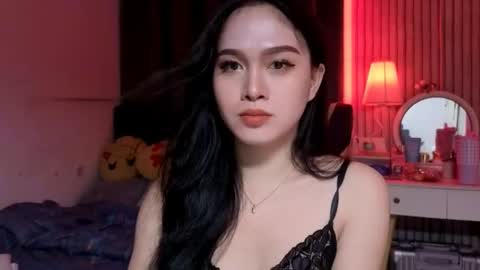 Snapshot of tsnathaliasilvana chatting on 11-04-25, 12:37 Bella Ratbu online show from 11-04-25, 12:37