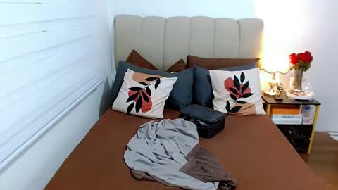 Snapshot of tspearlofasia chatting on 03-02-25, 08:59 Graciella online show from 03-02-25, 08:59