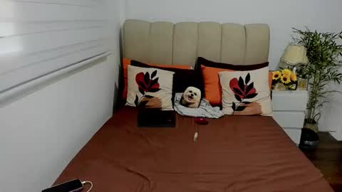 Snapshot of tspearlofasia chatting on 10-04-25, 08:01 Graciella online show from 10-04-25, 08:01