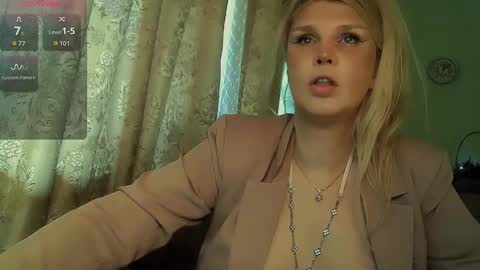 Annika online show from 09-13-25, 09:09