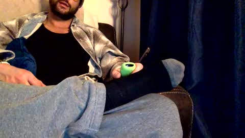 Snapshot of ttannery chatting on 11-30-25, 06:39 alexxxander online show from 11-30-25, 06:39