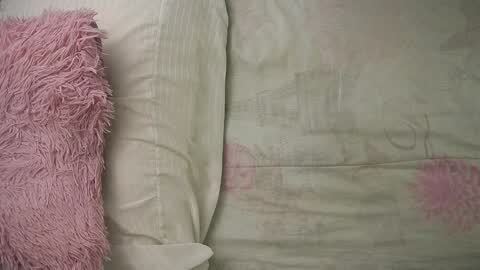 Snapshot of tu_julieta_gh chatting on 01-11-25, 01:11 JULIETA online show from 01-11-25, 01:11