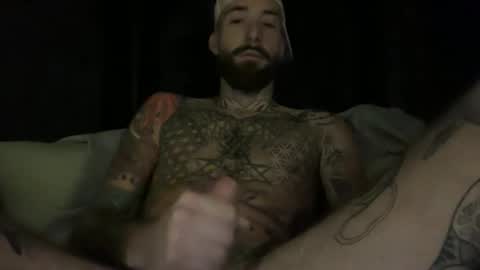 Snapshot of tuhands chatting on 10-26-25, 07:14 Tuhands online show from 10-26-25, 07:14