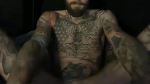 Snapshot of tuhands chatting on 10-29-25, 07:21 Tuhands online show from 10-29-25, 07:21