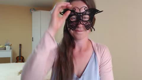 Milli online show from 06-24-26, 04:17