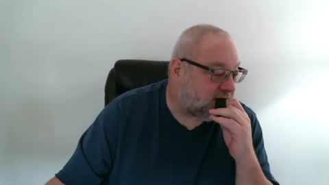 Turd Ferguson online show from 10-29-25, 01:35