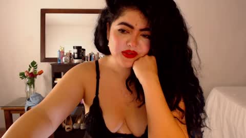Snapshot of tuti_sex chatting on 04-19-26, 04:01 tuti online show from 04-19-26, 04:01