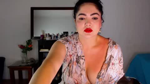 Snapshot of tuti_sex chatting on 04-30-26, 02:40 tuti online show from 04-30-26, 02:40