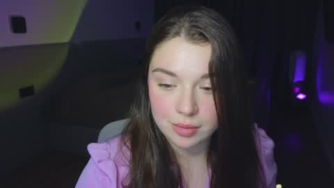 Snapshot of tutti_frutti_ chatting on 01-14-25, 12:00 Ariana online show from 01-14-25, 12:00
