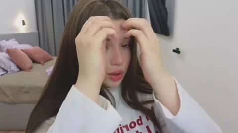 Snapshot of tutti_frutti_ chatting on 03-07-25, 09:48 Ariana online show from 03-07-25, 09:48