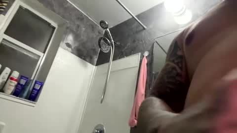 tuvo611077 online show from 01-03-25, 02:54