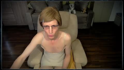 Clementine online show from 10-01-25, 07:03